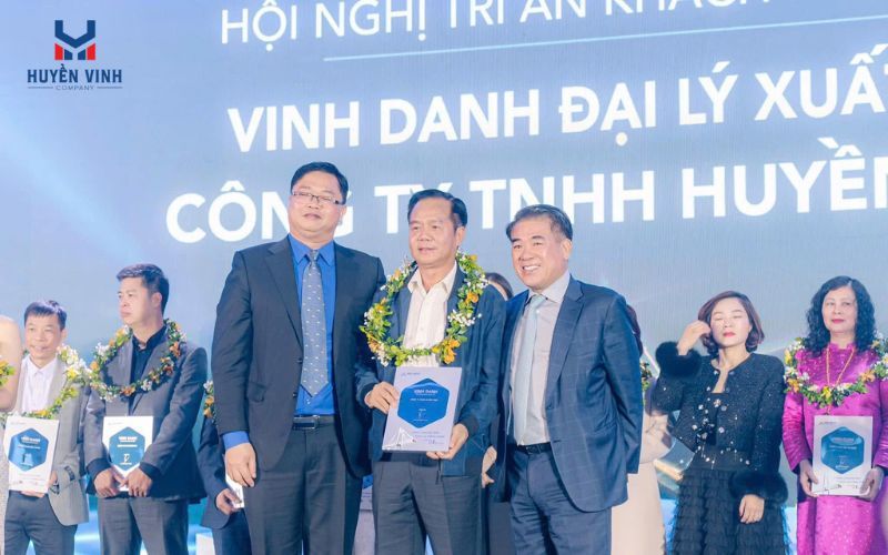 Đại lý ống thép mạ kẽm nhúng nóng Huyền Vinh