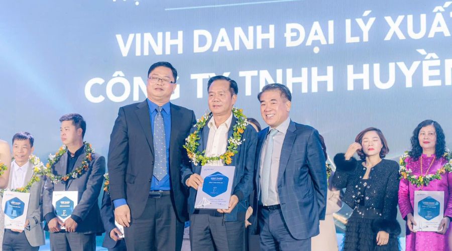 Đại lý ống thép đen Hòa Phát Huyền Vinh