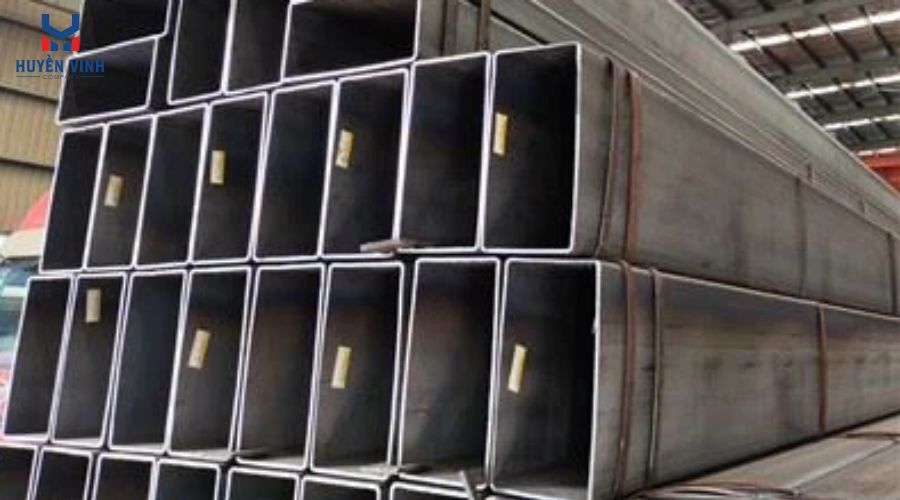 Giá thép hộp Hòa Phát 250x250
