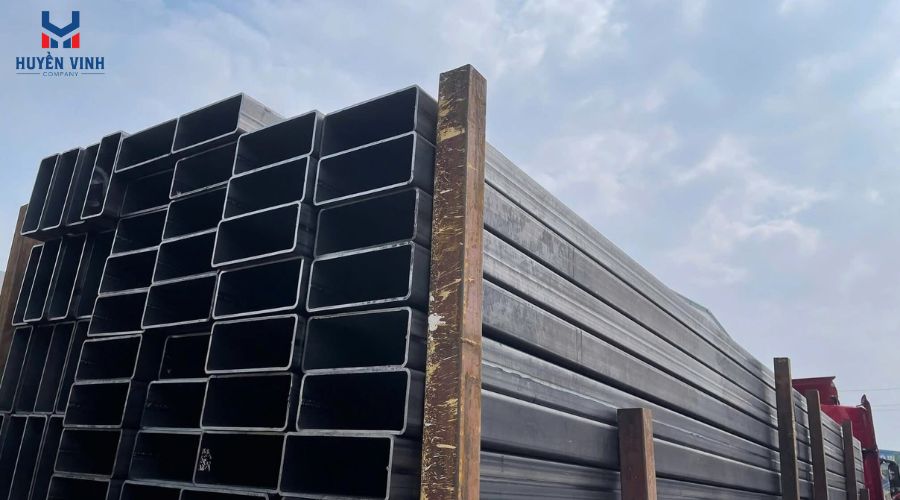 Thép hộp Hòa Phát 250x250