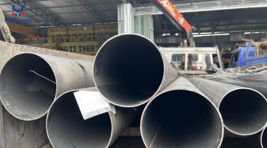Ống thép đen phi 168 tại Huyền Vinh
