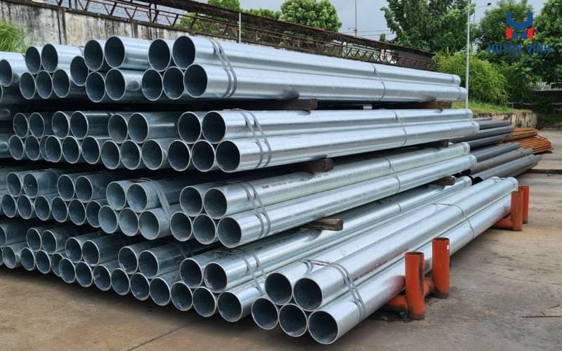 Thép mạ kẽm nhúng nóng phi 113